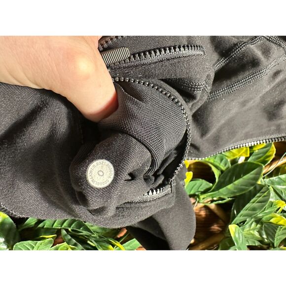 Lululemon Black Define Jacket Full Zip Size 0 - Picture 5 of 6